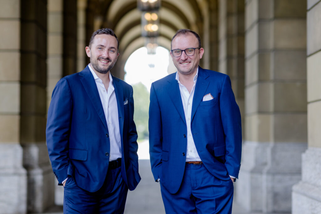 Fabian und Christian Achmüller. Immobilienmakler in München